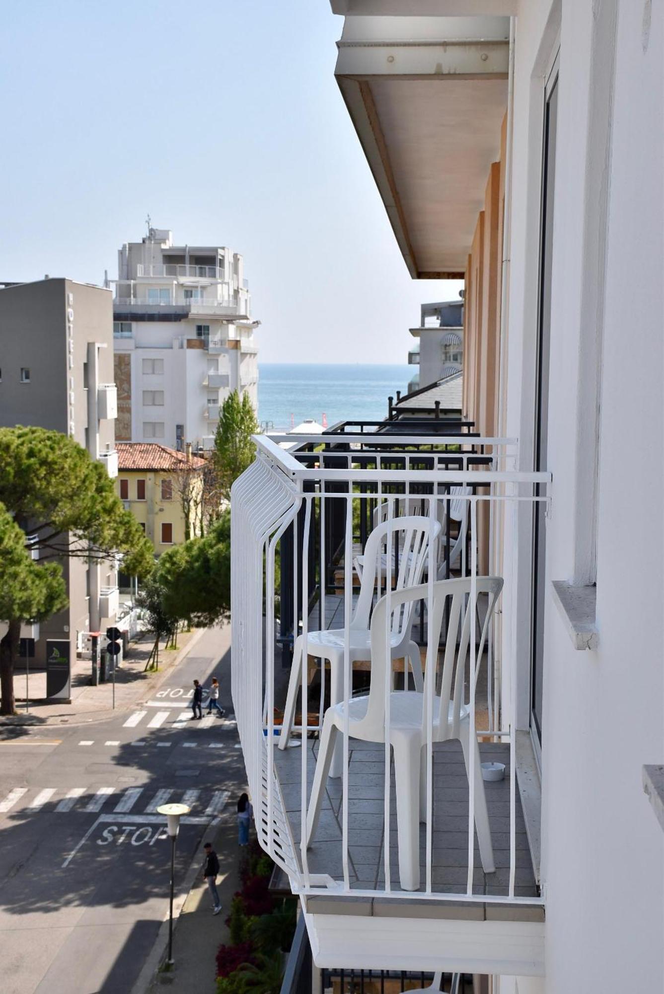 Hotel Portofino Lido di Jesolo Exterior photo
