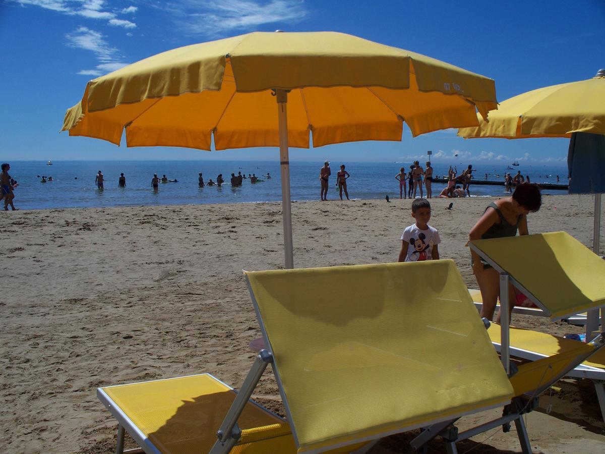 Hotel Portofino Lido di Jesolo Exterior photo